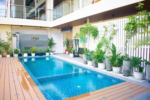 Indoor pool, open 8:00 AM to 8:00 PM, pool umbrellas, sun loungers - Athiri Residence Goidhoo (B.Goidhoo)