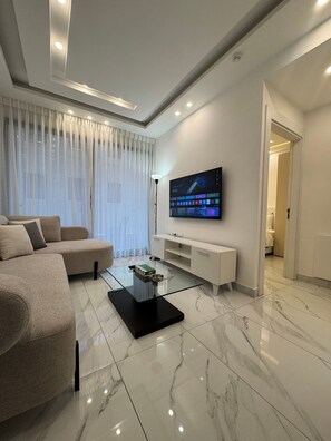 TV - Boulevard Comfort Haven, apt with stunning veiw (Amman)