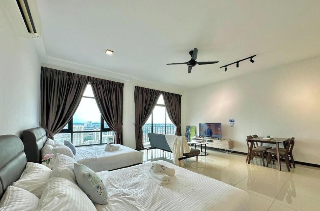 Blackout curtains, iron/ironing board, free WiFi