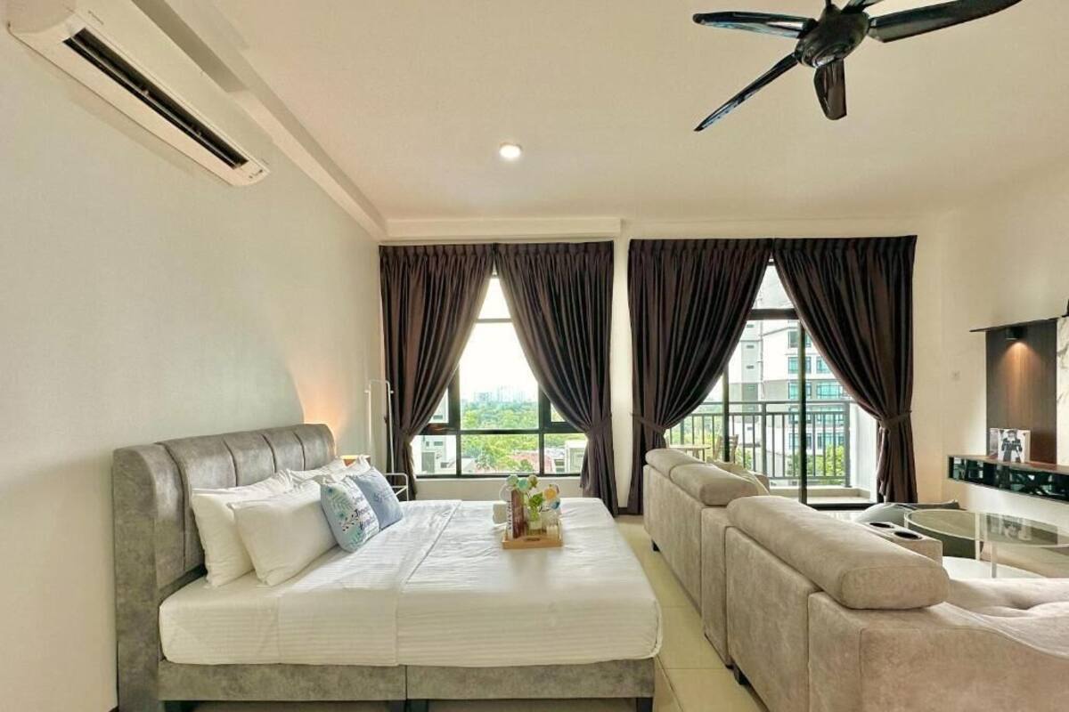 Blackout curtains, iron/ironing board, free WiFi