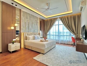 Deluxe Penthouse, 5 Bedrooms, Balcony, City View | Blackout drapes, iron/ironing board, free WiFi - Molek Regency by Stayrene  (Johor Bahru)