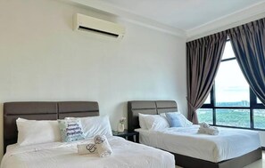 Blackout curtains, iron/ironing board, free WiFi - Molek Regency by Stayrene  (Johor Bahru)