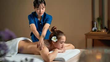 Beach massages, 3 treatment rooms