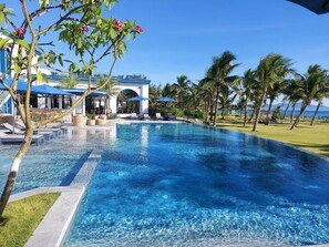 Indoor pool, 3 outdoor pools, free pool cabanas, pool umbrellas - Wyndham Signature Villa Hoi An (quang nam)