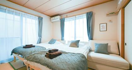 A 15-minute taxi ride from Haneda Airport. A perfect standalone house for families and groups to use as a base during their stay in Tokyo.