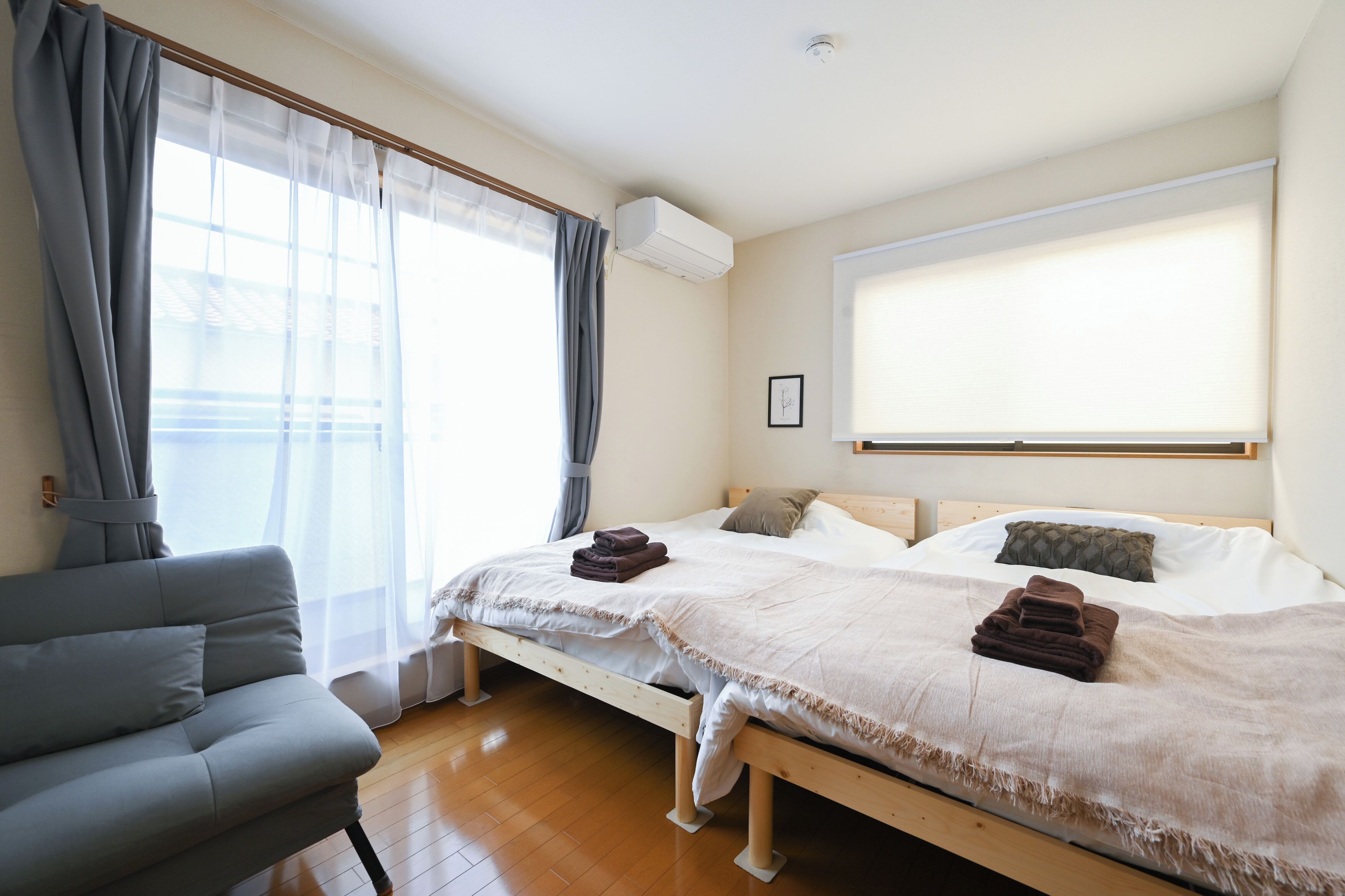2 bedrooms, iron/ironing board, WiFi (free), bed sheets
