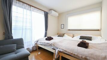 2 bedrooms, iron/ironing board, WiFi (free), bed sheets