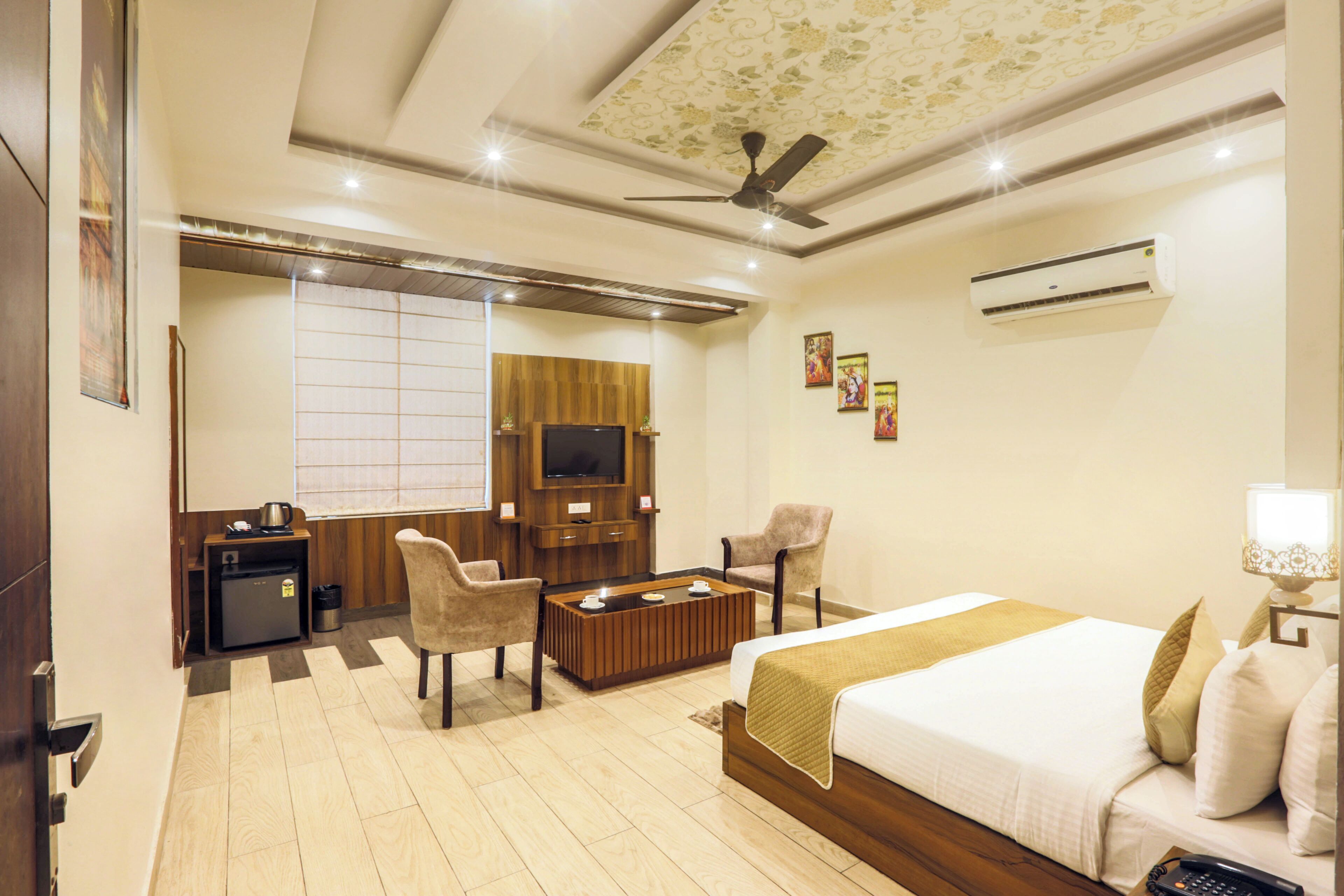 Suíte família, vista para a cidade | Escrivaninha, quartos à prova de som, Wi-Fi de cortesia