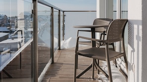 Outdoor dining - Apartamenty Sun & Snow Król Plaża (Jarosławiec)