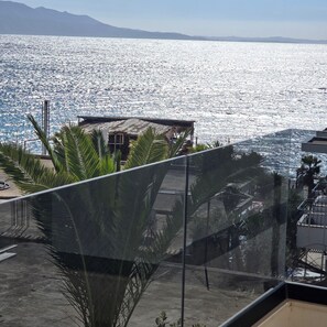 Apartment, Sea View | Hypo-allergenic bedding, soundproofing, free WiFi, bed sheets - Azure Bay Resort (Sarande)