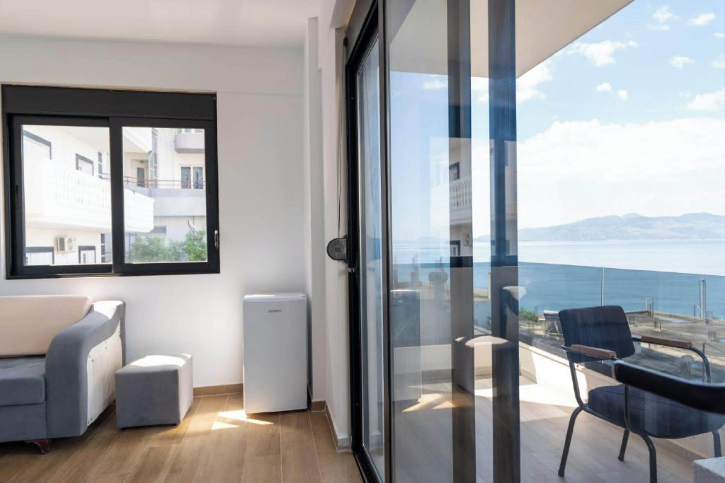 Hypo-allergenic bedding, soundproofing, free WiFi, bed sheets