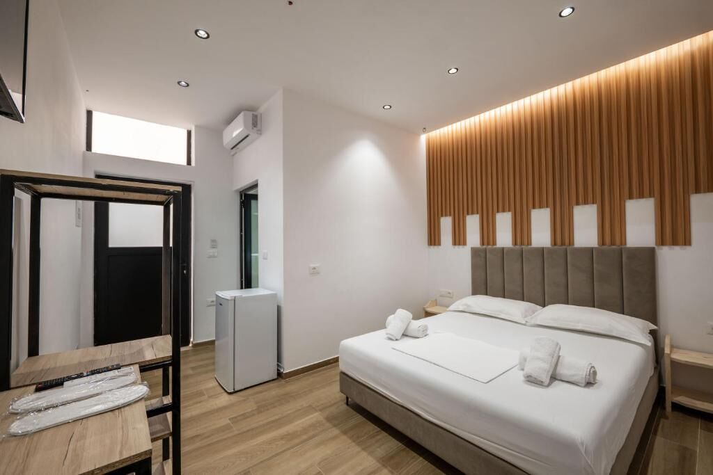 Double Room | Free WiFi