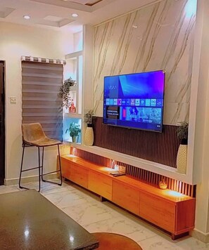 Interior - Experience in Style - Short Stay, Long Memories ! (Lagos)