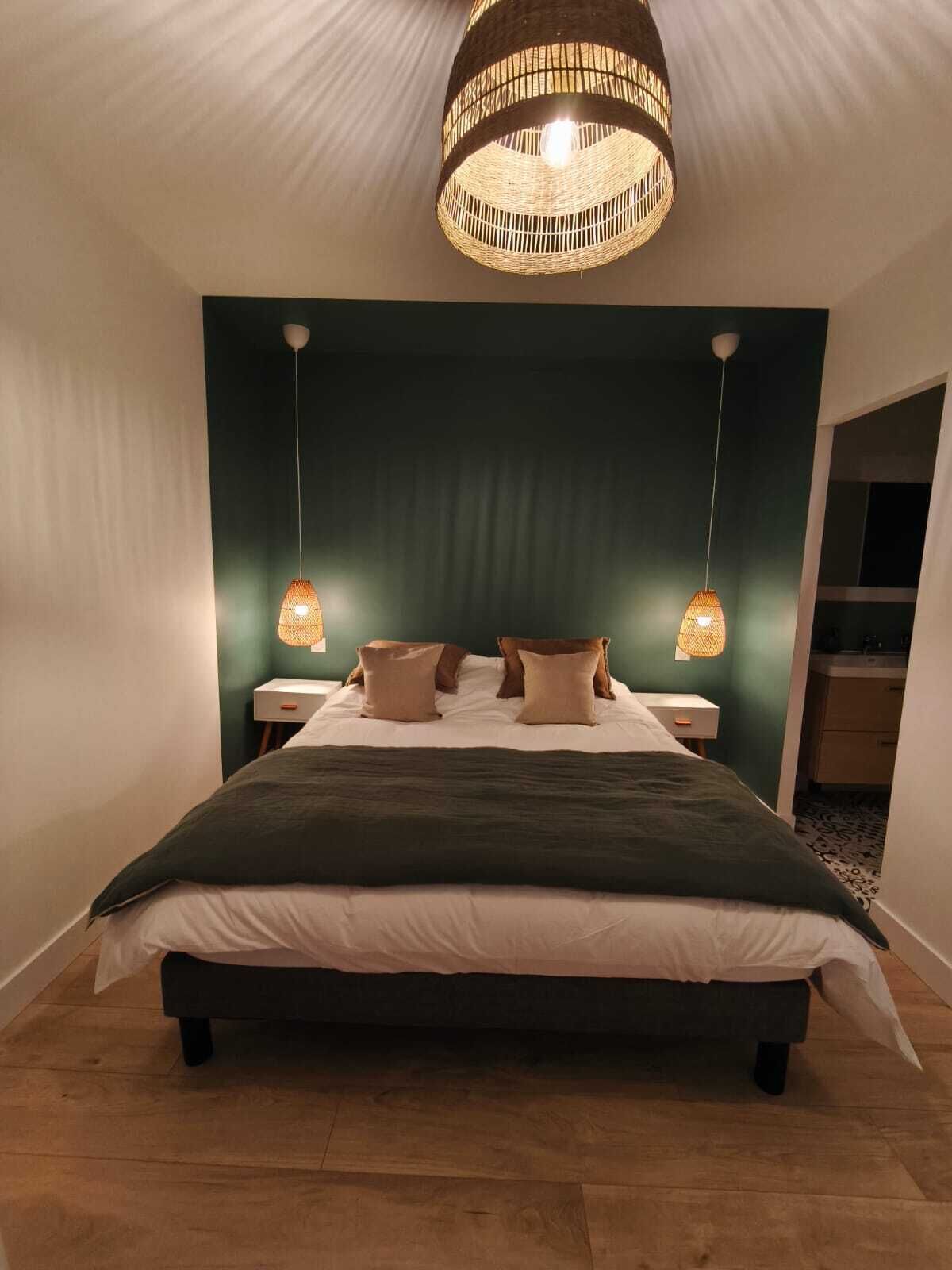 Accès Internet, draps fournis