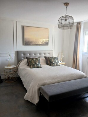 2 bedrooms, iron/ironing board, Internet - Large 200 m² family villa, ideal for families and groups of friends (Montbazin)