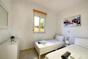 3 makuuhuonetta, Wi-Fi, vuodevaatteet