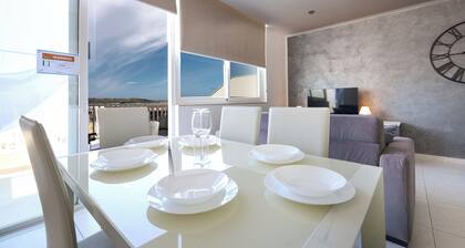 Serene 2BR Penthouse - Sea View Terrace