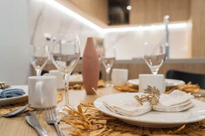 Dining - Sky Above, Ocean Beyond – Level 43 Panoramic View (Broadbeach)