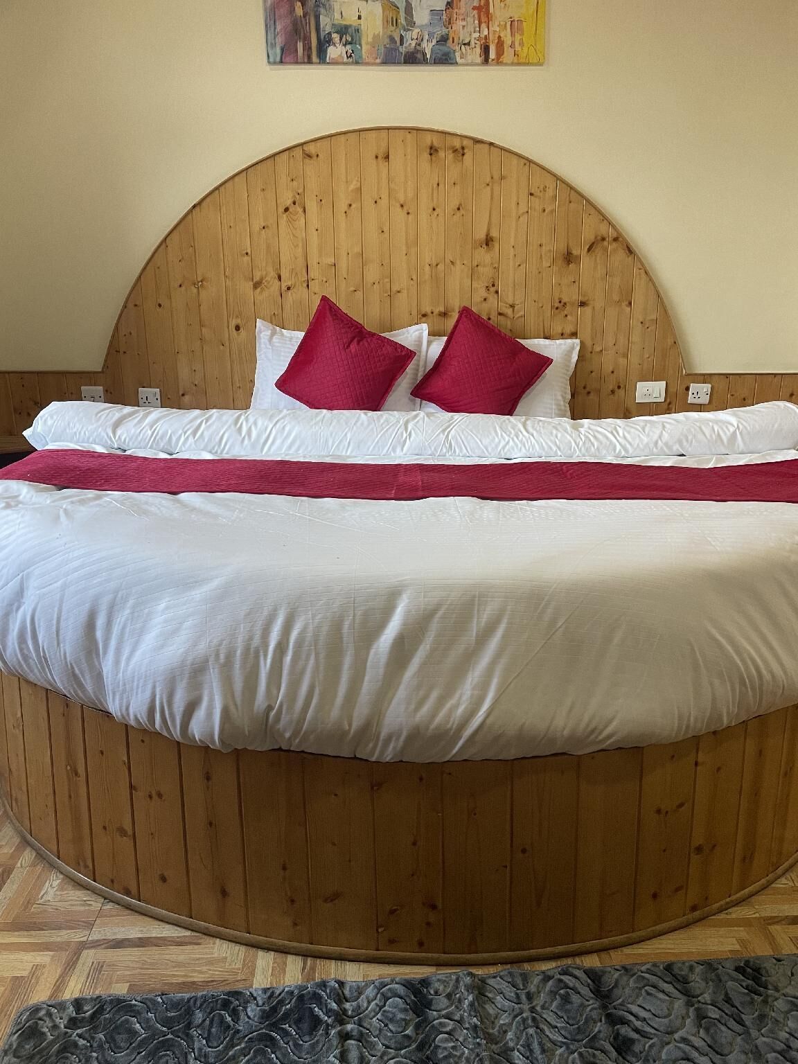 Honeymoon Suite, City View | Desk, laptop workspace, free WiFi