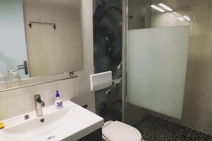 Bathroom - PARISUHOME (Paris)