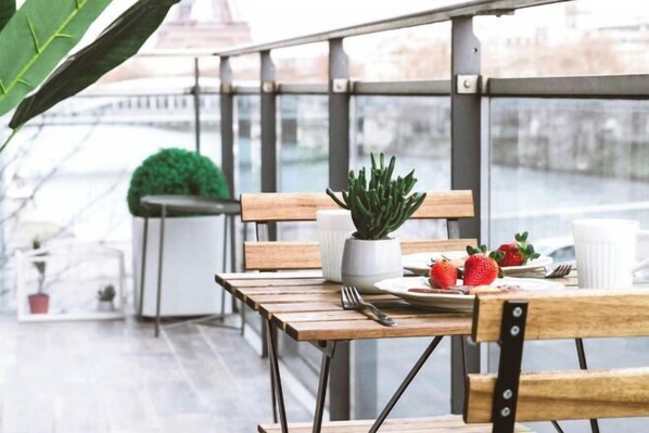 Interior - PARISUHOME (Paris)