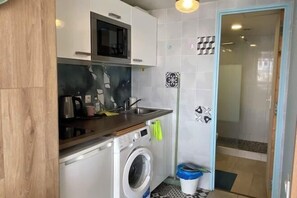 Room - PARISUHOME (Paris)