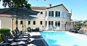 Outdoor pool - Hotel Villa Mala Porec (Porec)