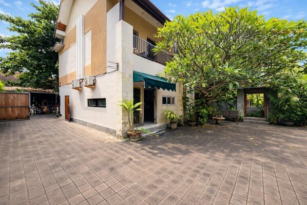 Exterior - Palm 57 Guesthouse (Legian)