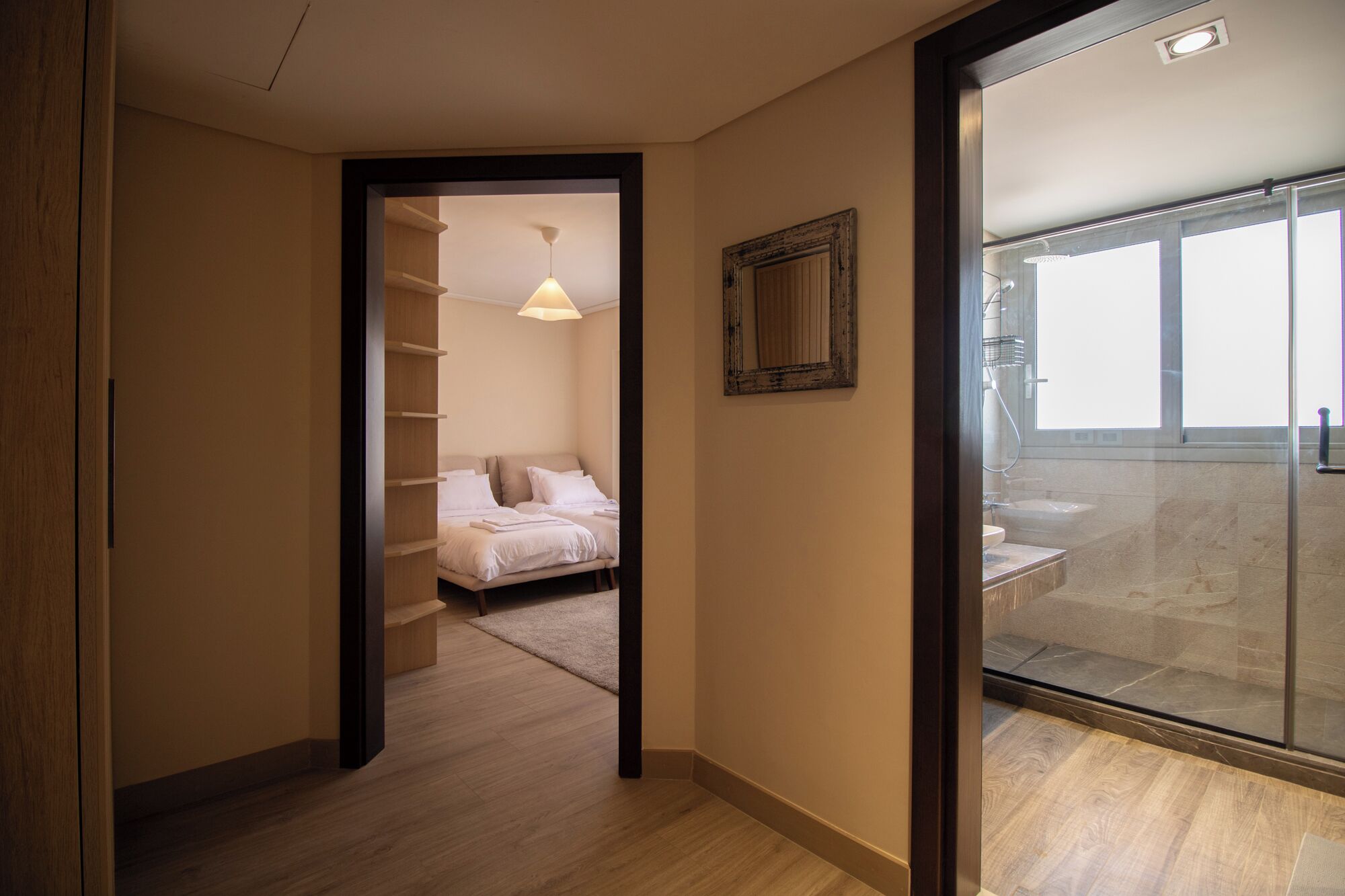 アイロン / アイロン台、インターネット、ベッドシーツ