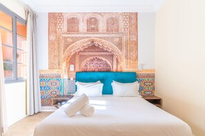 6 bedrooms, iron/ironing board, internet, bed sheets - Casa Diego, Riad 6 rooms, central, ideal for groups & families (Marrakech)