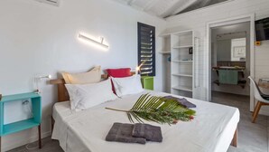 1 bedroom, iron/ironing board, free WiFi, bed sheets - Bungalow Lagoon - One Bedroom Villa, Sleeps 2 (Sainte-Anne)