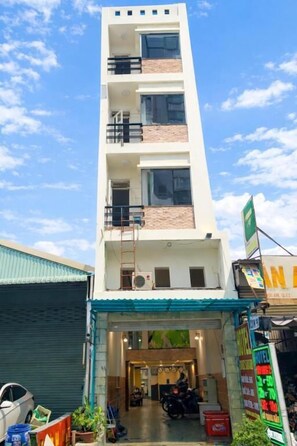 Exterior - Lover Luxury Hotel (Thanh pho Ho Chi Minh)