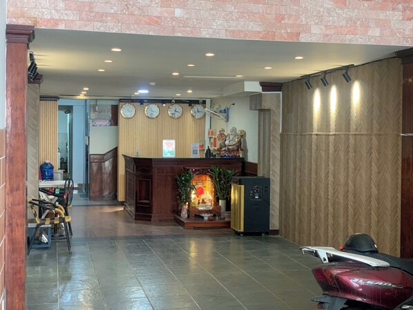 Lobby - Lover Luxury Hotel (Thanh pho Ho Chi Minh)