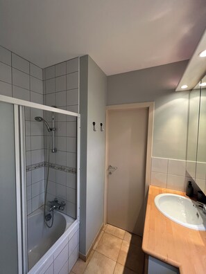 Hair dryer, towels, soap, toilet paper - Villa with pool & large shaded terrace - Provence, absolute calm! (Mollans-sur-Ouvèze)