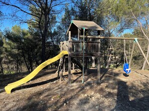 Children’s area - Villa with pool & large shaded terrace - Provence, absolute calm! (Mollans-sur-Ouvèze)