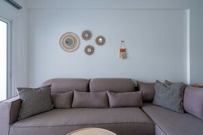 Apartamento, 3 quartos, cozinha, vista para a cidade | Área de estar | Smart TV, Netflix, serviços de streaming