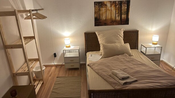 Unclassified image, 1 of 16, button - Beautiful, cozy accommodation with separate rooms, shared kitchen and bathroom (Langgöns)