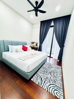 Iron/ironing board, Internet, bed sheets - The Manor KLCC by Panorama Suites (Kuala Lumpur)