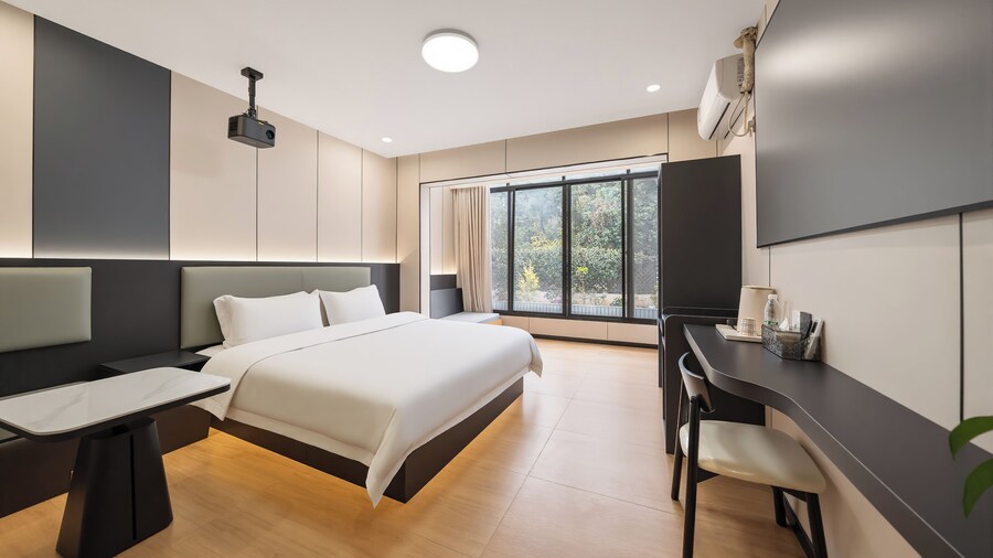 The Jido Shanghai Waterfront Hotel