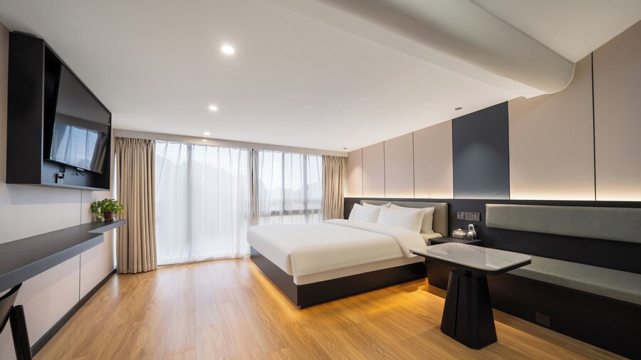 The Jido Shanghai Waterfront Hotel