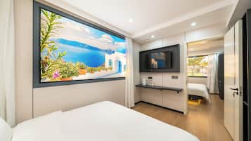 Suite estudio romántica | Escritorio, cortinas blackout y insonorización
