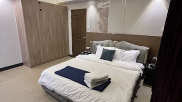 Habitación básica, balcón, vista al lago