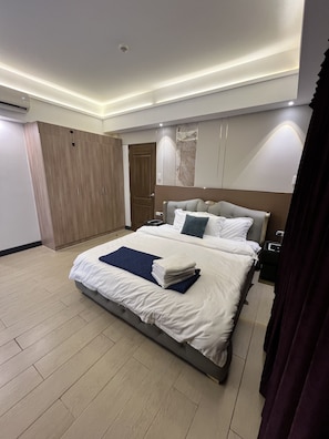 Basic-Zimmer, Balkon, Seeblick