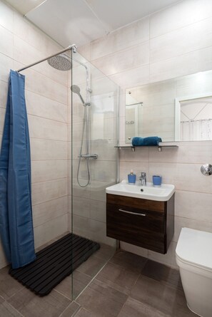 Lejlighed - byudsigt | Badeværelse