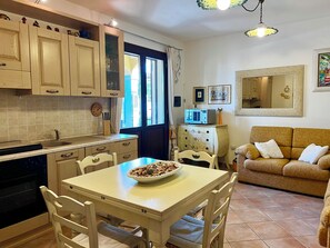 Unclassified image, 4 of 35, button - Stella Marina - Key to Villas (Valledoria)
