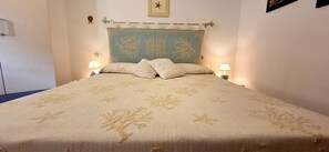2 habitaciones, tabla de planchar con plancha y wifi gratis 