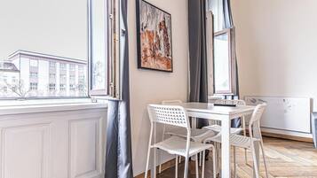 Căn hộ cơ bản | Khu ăn uống