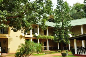 Exterior - Sujatha Tourist Rest (Dambulla)