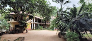 Exterior - Sujatha Tourist Rest (Dambulla)
