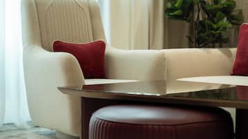 Deluxe Apartment, Balcony | Interior